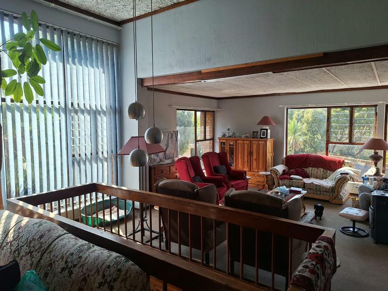 5 Bedroom Property for Sale in Wilkoppies North West